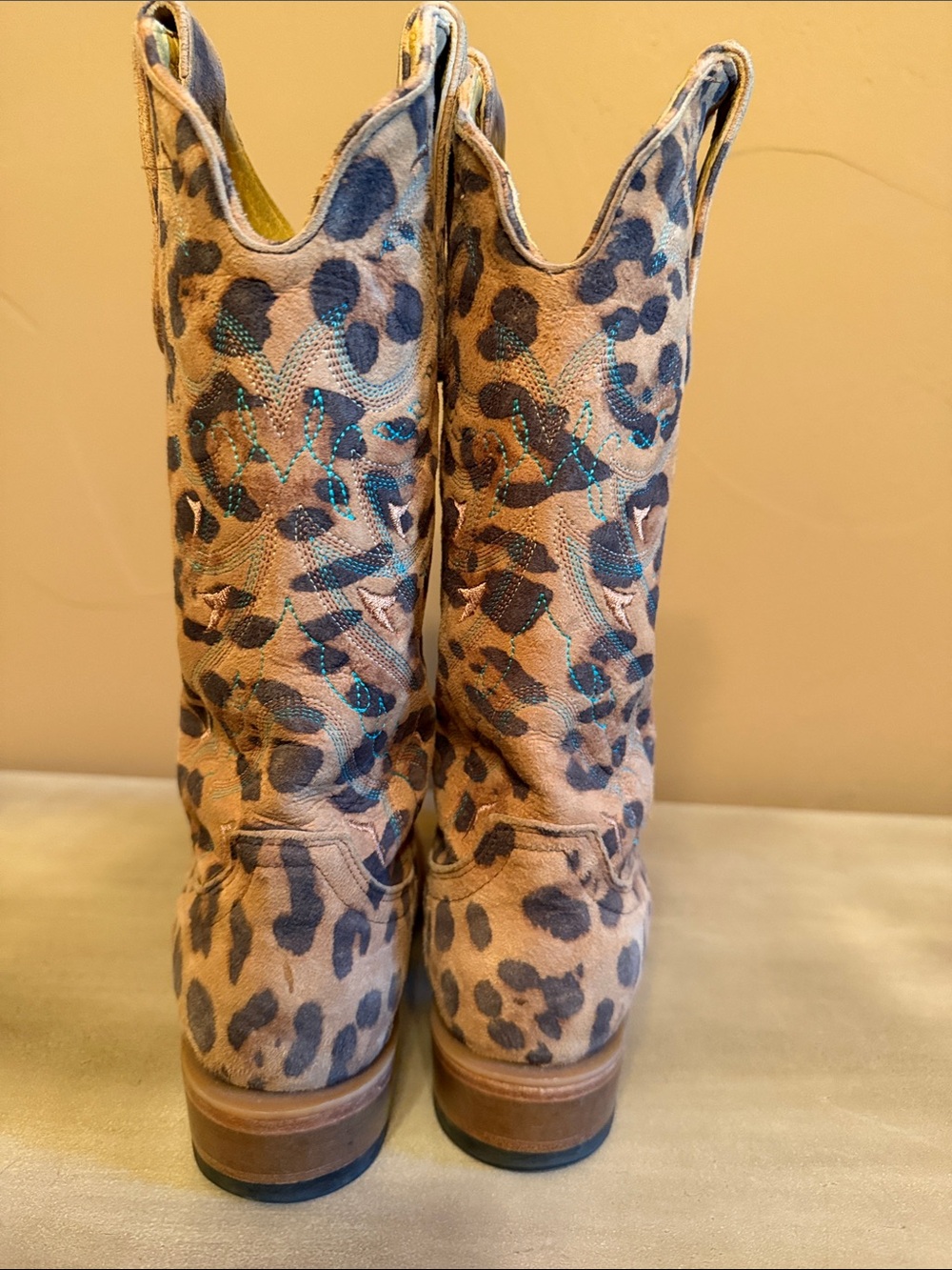 Ariat Leopard Print Cowgirl Boots with Turquoise Stitching - Picture 3 of 6